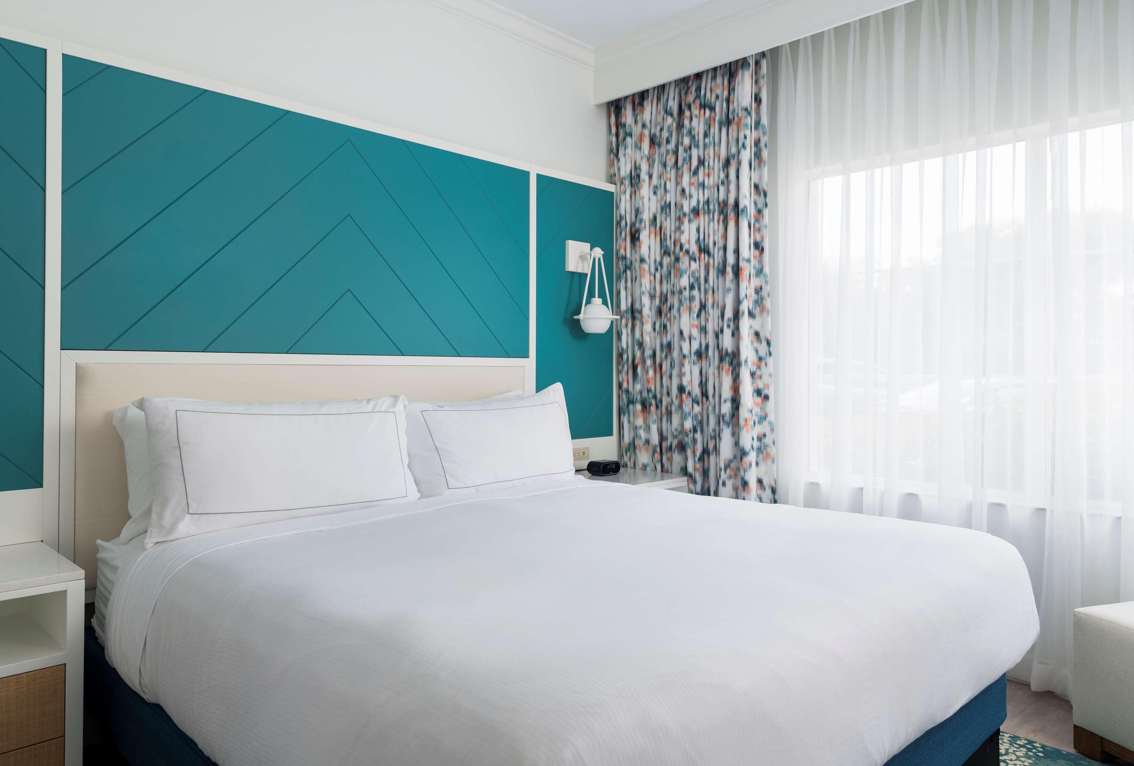 Doubletree Suites By Hilton Naples Naples Park Eksteriør billede