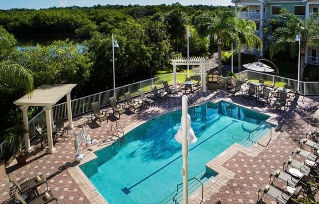 Doubletree Suites By Hilton Naples Naples Park Eksteriør billede
